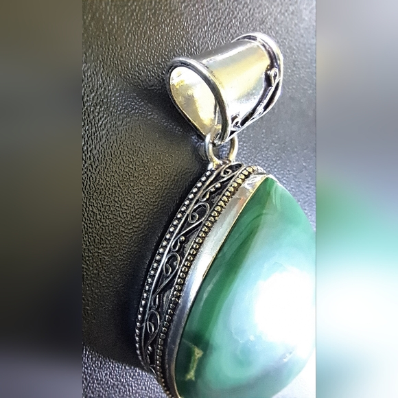 Sterling Silver Malachite Pendant - Picture 3 of 13